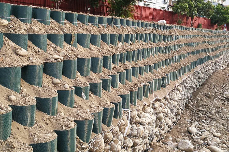 What Is The Cheapest Way To Build A Retaining Wall 